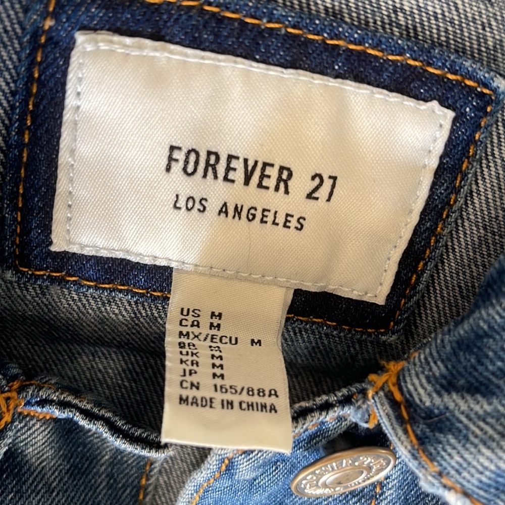 Forever 21 Jean jacket medium - Picture 2 of 3